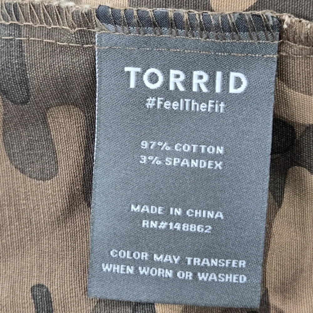 Torrid‎ Women Jacket 3 Tan Twill Utility Button Long Sleeve - Picture 3 of 9
